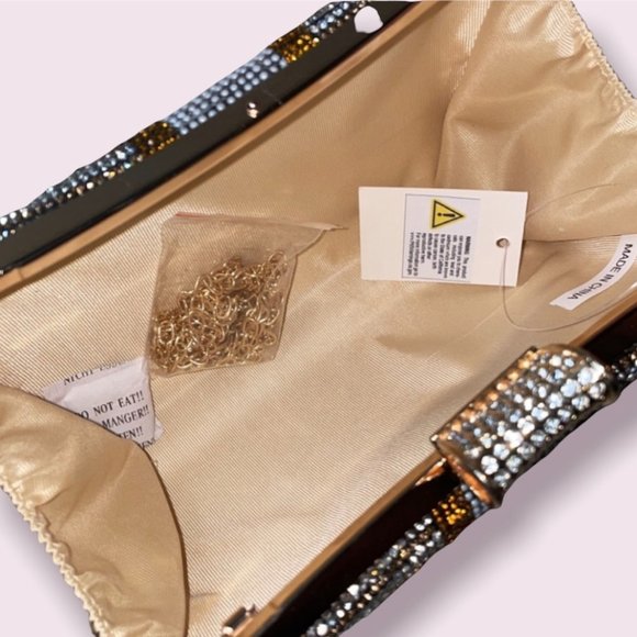 Cash Bag - Picture 2 of 3